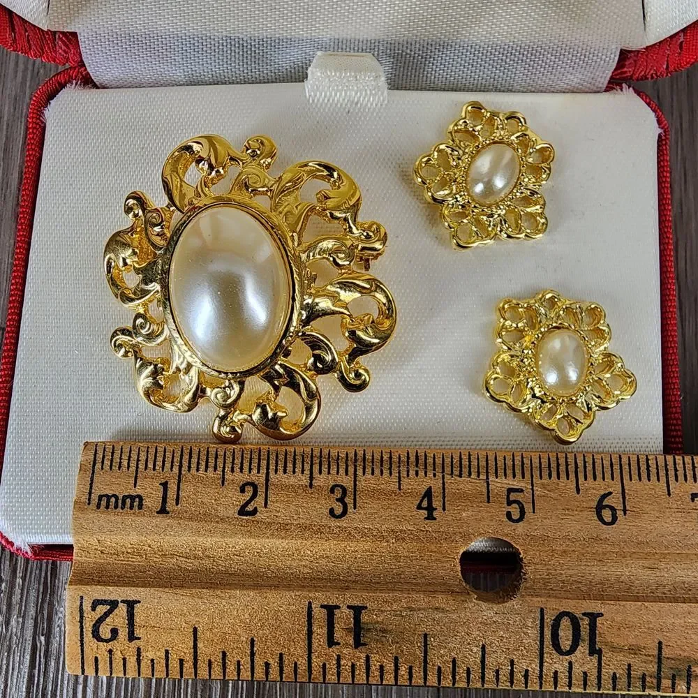 N/A vintage faux